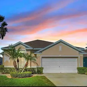 Chic 4 Bedroom 3 Bath With Pool & Game Davenport