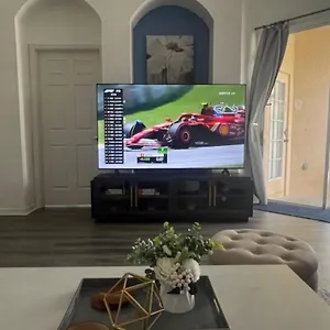 Luxury - 75 Inch Smart Tv, Upgrades Throughout! 20 Minutes To Davenport
